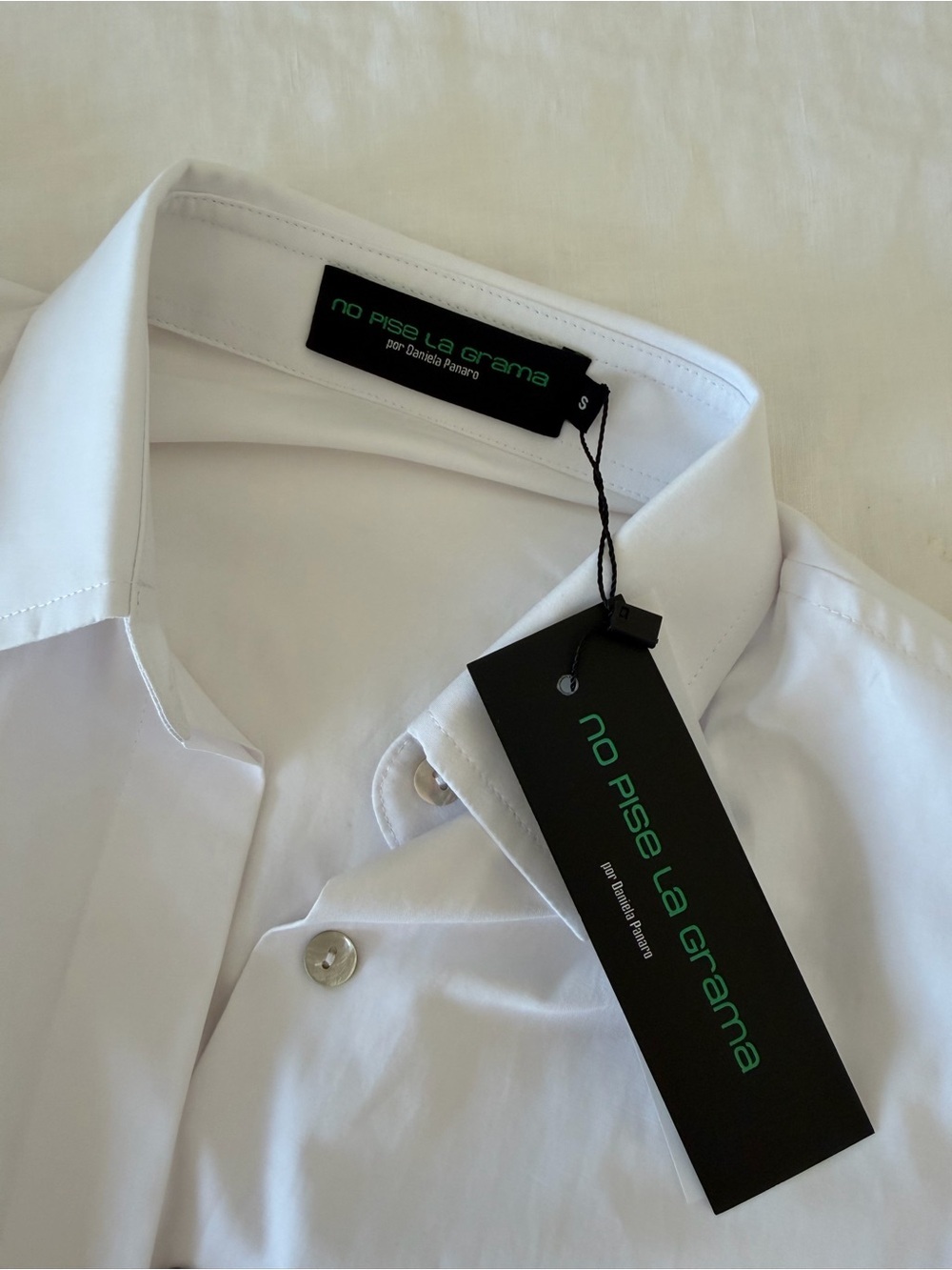 No Pise La Grama La Sabana Shirt, size S, NWT - Picture 5 of 9